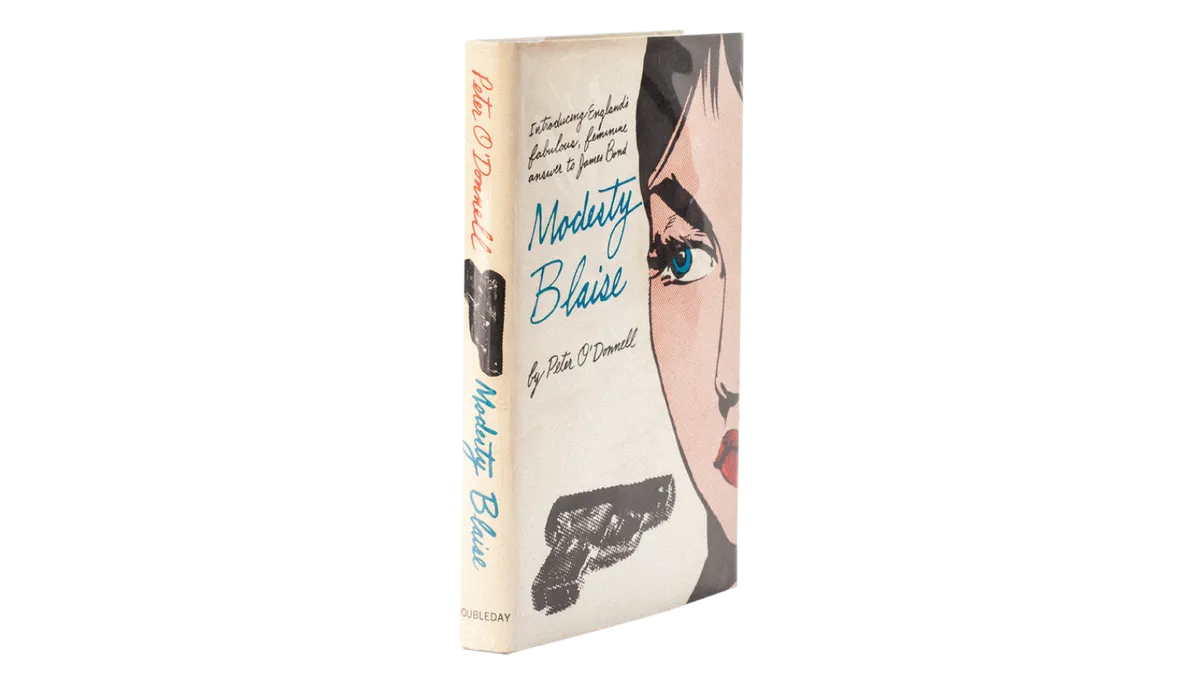 MODESTY BLAISE / 唇からナイフ 1965年刊 ハードカバー版 パルプ