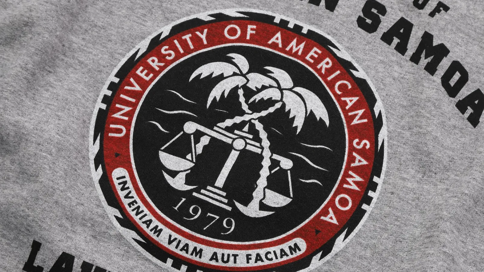 ベターコールソウル アメリカ領サモア大学 トレーナー