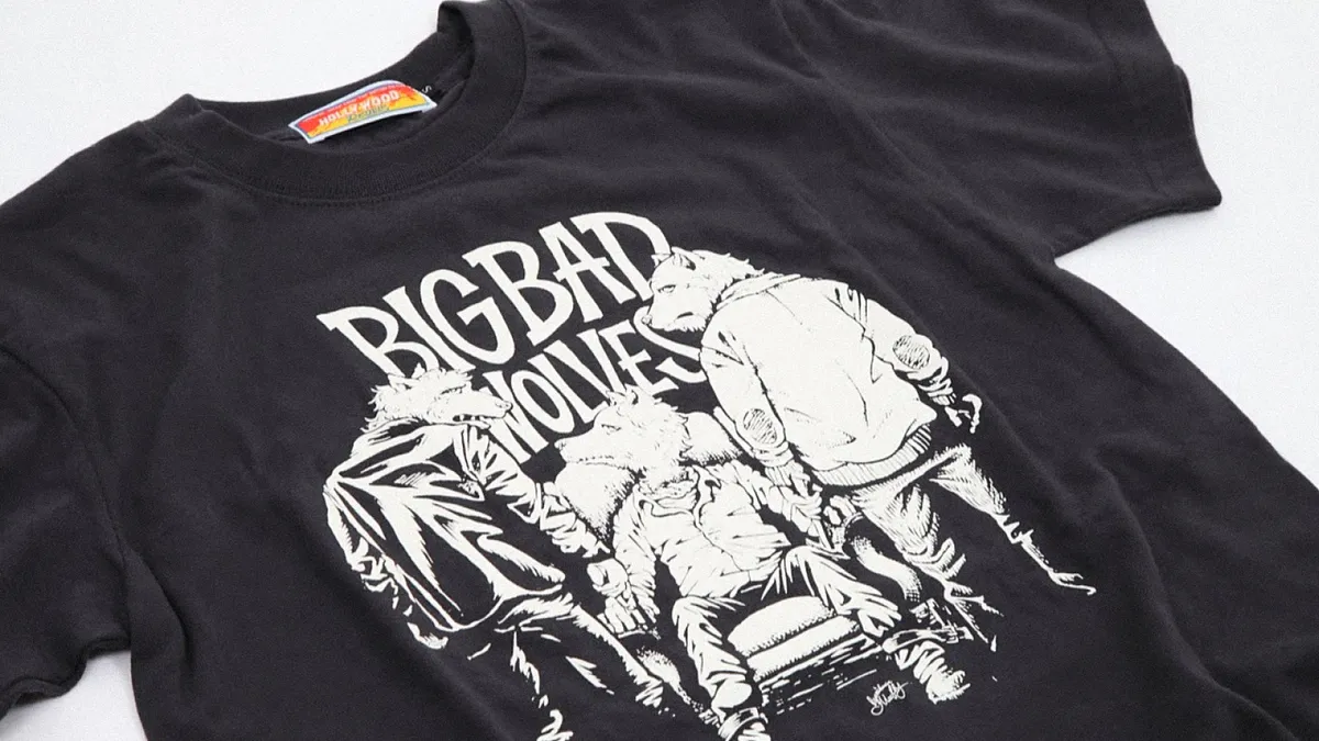 映画『オオカミは嘘をつく』公開記念Tシャツ