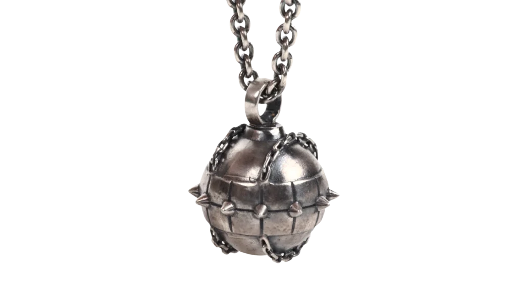 キルビル ゴーゴー夕張 鉄球 シルバーペンダント