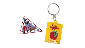 レッドアップル たばこ キーホルダー